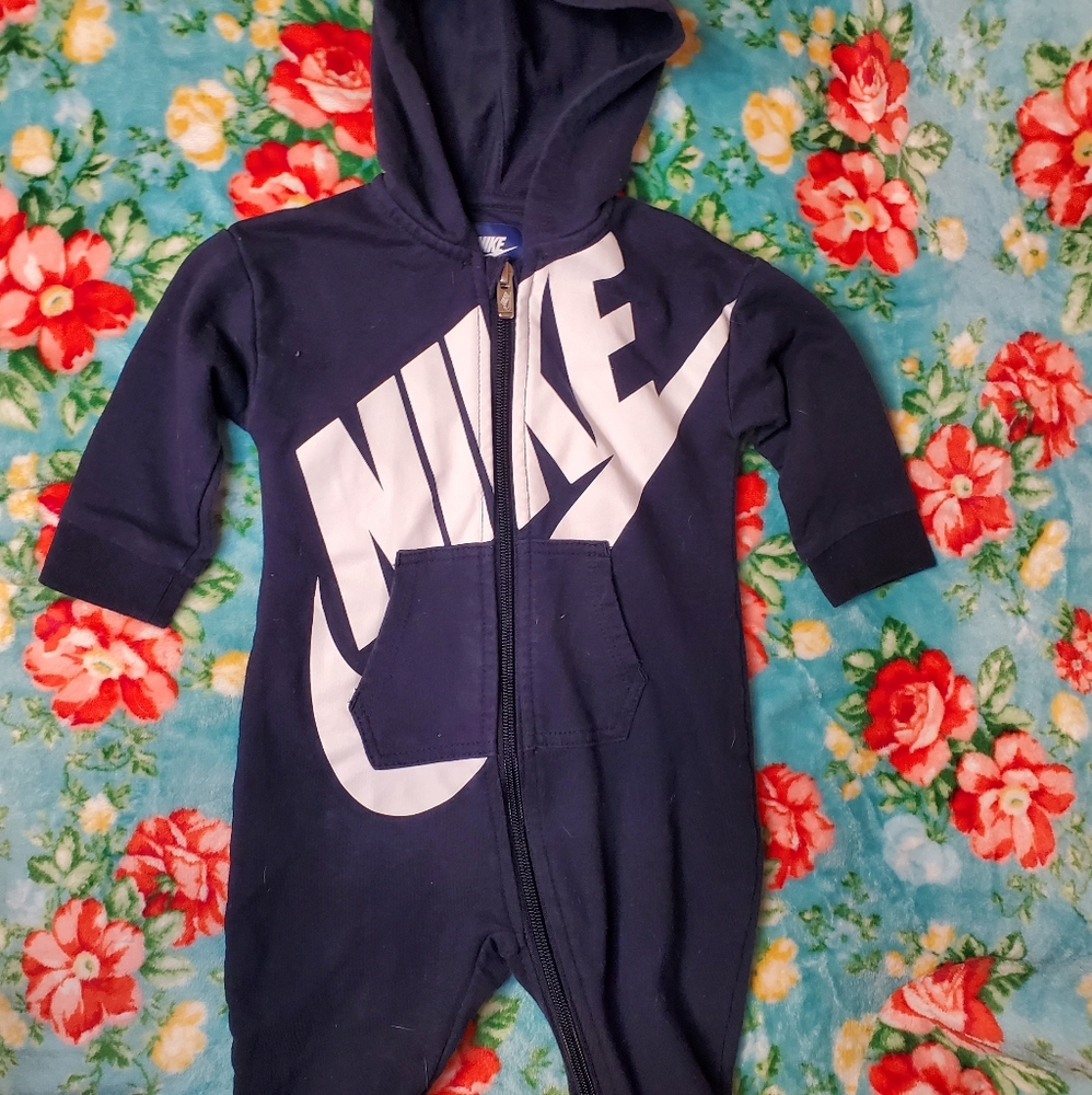 6 to 9 month Nike jogger body suit long sleeve navy and white hooded
